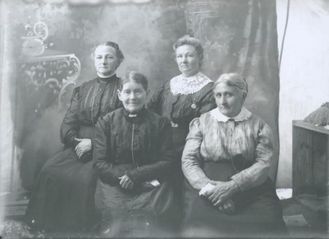 Smith, Jesse N. 4 wives Agusta, Emma S., Emma E., Janet